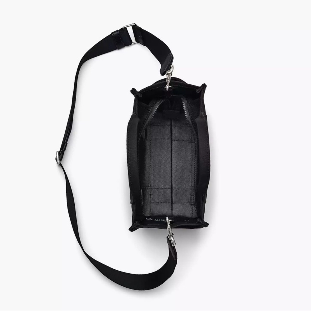Marc Jacobs: The Tote Bag (Canvas Black & White Small) 🤍 - Picture 14 of 14